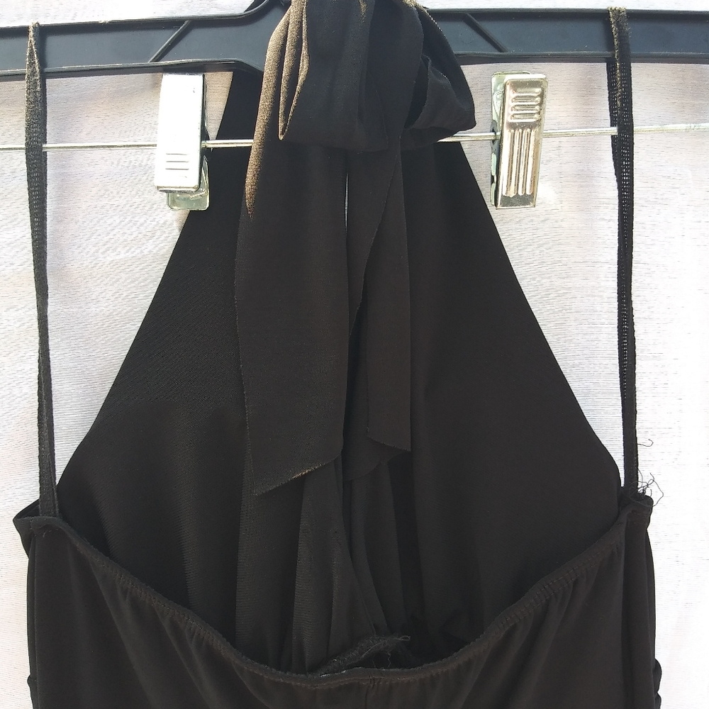 Clothes - Picture 14 of 16